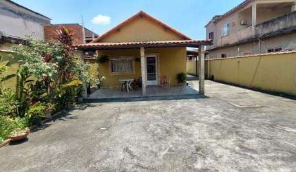 Casa à venda em Duque de Caxias, Gramacho, com 2 quartos, com 74 m²