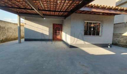 Casa à venda em Duque de Caxias, Saracuruna, com 4 quartos, com 54.3 m²