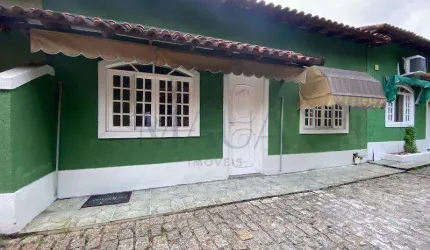 Casa à venda em Duque de Caxias, Jardim Primavera, com 2 quartos, com 44.8 m²