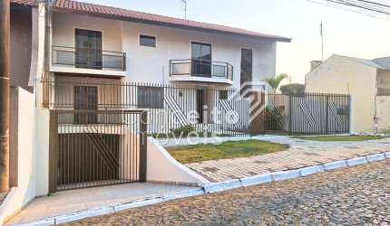Sobrado Triplex com Piscina - Nova Rússia