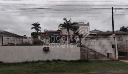 Residência com amplo Terreno - Contorno