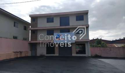 Imóvel Comercial com amplo Estacionamento - Palmeirinha