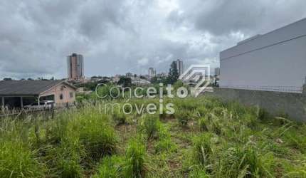 Terreno com 563,36m² - Oficinas
