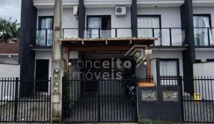 Geminado no Morro do Meio - Espaço e conforto em 67m²