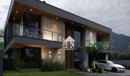 Casa com 3 dormitórios à venda, 263 m² por R$ 3.684.000 - Pedra Branca - Palhoça/SC