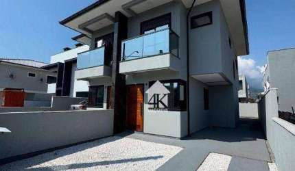 Sobrado com 3 dormitórios à venda, 105 m² por R$ 575.000 - Nova Palhoça - Palhoça/SC