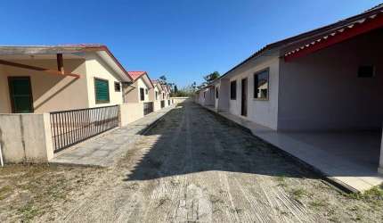 Imóvel de condomínio com garagem privativa