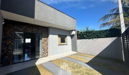 Casa na quadra do mar em Pontal do Paraná