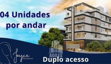 Apartamentos em prédio frente mar