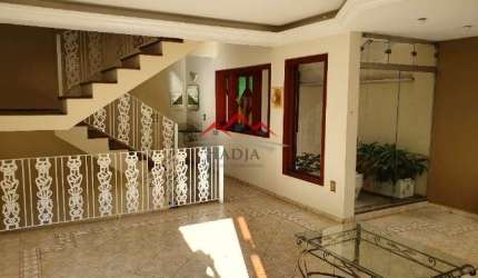Casa à venda sobrado na Vila Galvão em Jundiaí-SP