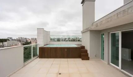Apartamento Cobertura no Bairro Boa Vista Curitiba