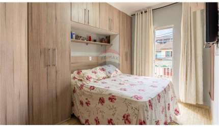 Casa Sobrado à venda no Aricanduva: 2 suítes, 2 vagas, móveis planejados!