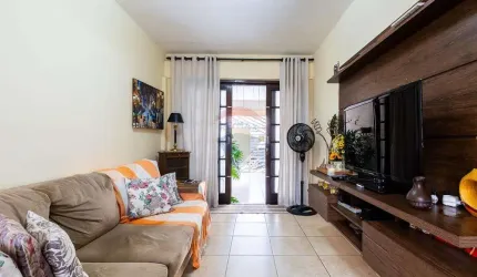 Casa Térrea com 2 quartos e 2 vagas à Venda em Itaquera
