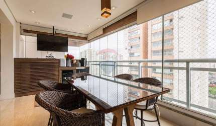 Apartamento à venda com 112m2, 2 suítes, varanda gourmet, 2 vagas e lazer completo na Barra Funda