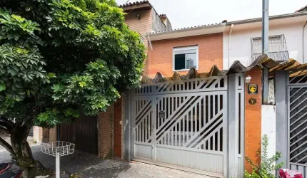 Casa Sobrado à venda com 4 dormitórios sendo 1 Suíte na Lapa