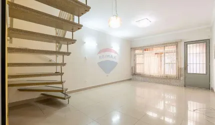 Casa Sobrado à venda na Lapa com 106 metros sendo 4 dormitórios 1 vaga