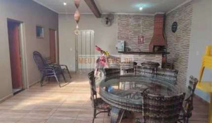 Casa à venda no bairro Parque dos Pinus - Ribeirão Preto/SP