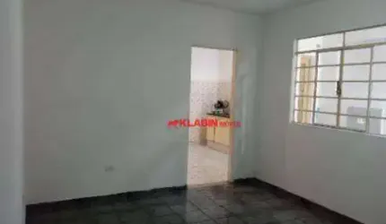 ** Casa Térrea de 2 Dormitórios e 3 Vagas de Garagem com 125m² Privativos  - Quintal - Boa Localização no Jaraguá ao Lado do Parque Pinheirinho **