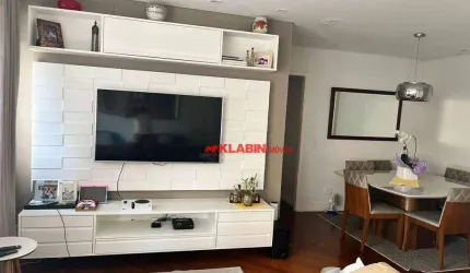 ** Apartamento de 3 Dormitórios sendo 1 Suíte Reformado com 2 Vagas de Garagem + Depósito - 117m² de Área Útil - Prédio com Lazer Completo **