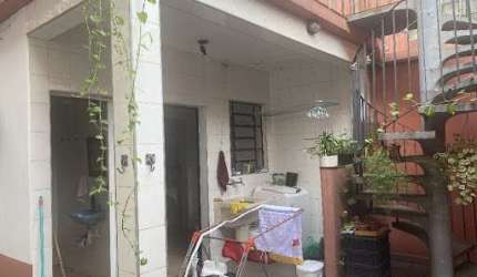 Casa com um grande terraço