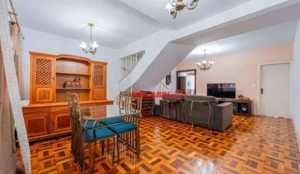Sobrado de 3 Dormitórios sendo 1 Suíte com 1 Vaga de Garagem para Carro Grande ou 2 Pequenos - 180m² de Área Construída - Boa Localização - Av. Odila