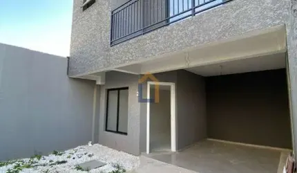 Sobrado de 124m² no Bairro Santa Cândida