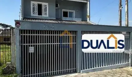 Sobrado Tríplex à Venda no Bairro Tanguá - 194m² de Área Privativa - 3 Quartos + Ático - R$ 650.000,00