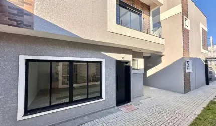 Sobrado Triplex com 158m² no bairro Xaxim