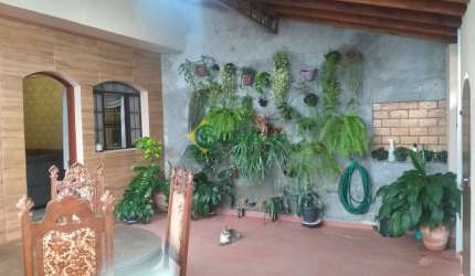 Casa com suíte em bairro César de Souza - Mogi das Cruzes/SP