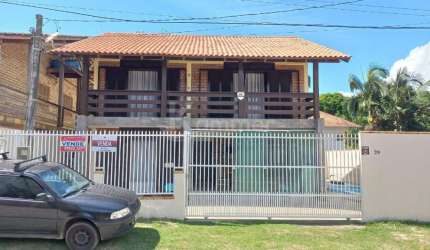 Casa a venda em Piçarras a 160m do mar