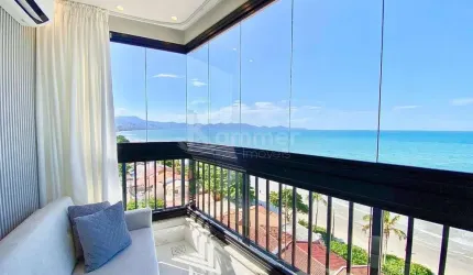 Apartamento frente mar,  finamente mobiliado, equipado e decorado. Pronto para morar à venda no Edifício Grand Palais em Porto Belo, com 165m²