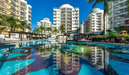 Apartamento no Edifício Nautilus Home Club em Penha - Praia da Armação com 3 quartos sendo 1 suíte