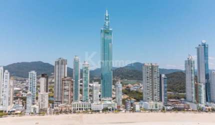 Apartamento andar alto no exclusivo One Tower em Balneário Camboriú, frente mar com 4 suítes sendo 2 master com hidromassagem e 4 vagas de garagem..