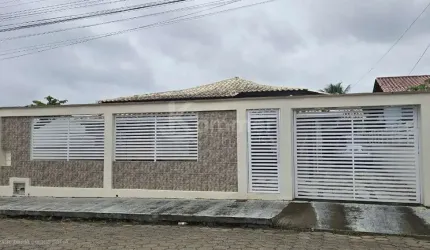 Casa averbada em Penha
