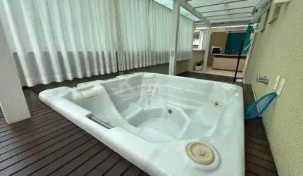 Apartamento à venda em Blumenau-SC, Vila Nova: 2 quartos, 1 suíte, 2 banheiros, 1 vaga de garagem, 82m² de área. Confira!
