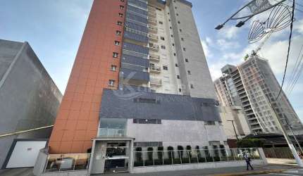 Apartamento à venda no Centro de Balneário Piçarras-SC: 2 quartos, 1 suíte, 1 sala, 2 banheiros, 1 vaga de garagem, 71,22 m²!