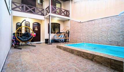 Casa sobrado com piscina, 2 suítes  á venda , Jardim Villa Amato