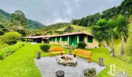 SITIO NAS MONTANHAS À VENDA NA CIDADE DE TERESÓPOLIS RJ