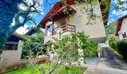 CASA À VENDA EM TERESÓPOLIS RJ
