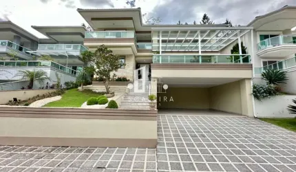Casa em condomínio exclusivo de Teresópolis-RJ, 4 quartos, 4 suítes e 286,20m² - Bairro Pimenteiras