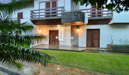 CASA DUPLEX DE CONDOMÍNIO À VENDA NA CIDADE DE TERESÓPOLIS RJ