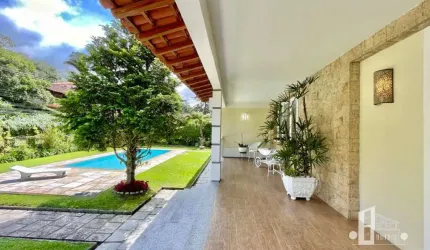 CASA DE CONDOMÍNIO EM BAIRRO NOBRE À VENDA NA CIDADE DE TERESÓPOLIS RJ