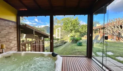CASA À VENDA EM TERESÓPOLIS RJ