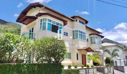 CASA À VENDA EM TERESÓPOLIS RJ