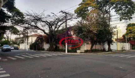 RESIDÊNCIA DE PADRÃO ALTO EM CAMPO BELO