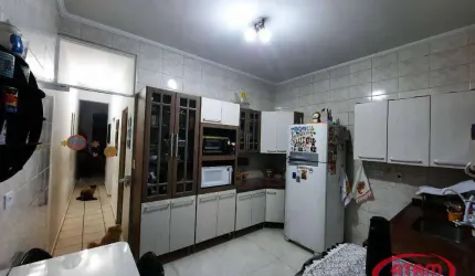 AMPLO SOBRADO NO MANDAQUI - AVALIA PERMUTA