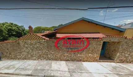 Ótima residência no Andrea Ville-5 dorm. 2 sts-terreno com 600m²-272 m² de área construída