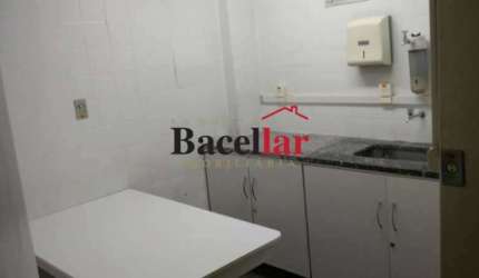 Barracão / Galpão / Depósito à venda na Rua Piauí, Todos os Santos, Rio de Janeiro, 2200 m2 por R$ 5.580.000