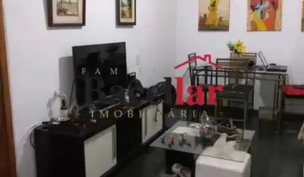Apartamento com 2 quartos à venda na Rua Cândido Benício, Tanque, Rio de Janeiro, 47 m2 por R$ 250.000