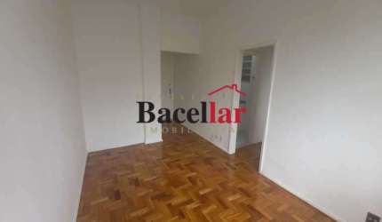 Apartamento com 1 quarto à venda na Rua Araújo Lima, Vila Isabel, Rio de Janeiro, 31 m2 por R$ 220.000